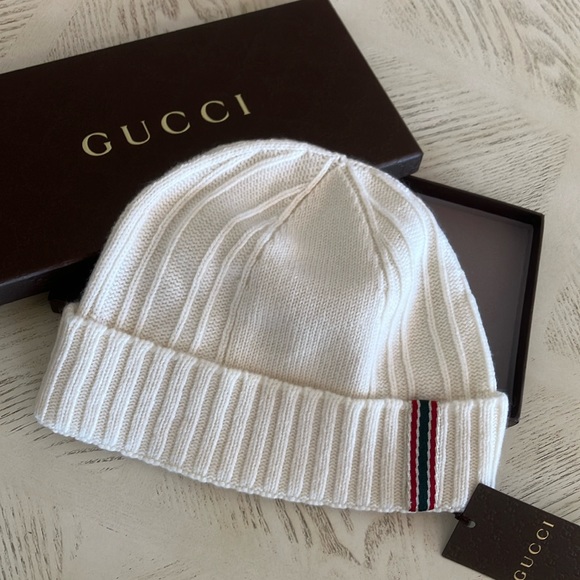GUCCI BEENIE - Picture 1 of 2